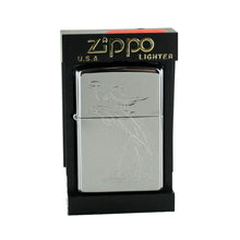 Laden Sie das Bild in den Galerie-Viewer, Zippo Feuerzeug Modell 250 Regular DOLPHINS/TWO LE