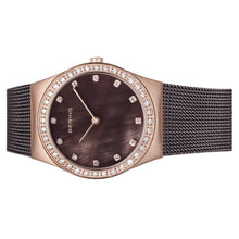Laden Sie das Bild in den Galerie-Viewer, Bering Damen Uhr Armbanduhr Slim Classic - 12430-262 Meshband