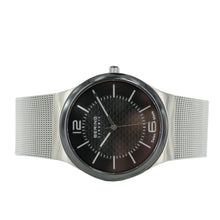 Laden Sie das Bild in den Galerie-Viewer, Bering Herren Uhr Armbanduhr Slim Ceramic - 32239-000 Meshband