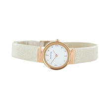 Laden Sie das Bild in den Galerie-Viewer, Bering Damen Uhr Armbanduhr Slim Classic - 10122-664 Leder
