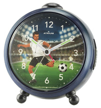 Laden Sie das Bild in den Galerie-Viewer, ATRIUM Kinderwecker Wecker Analog Quarz Fußball Jungen A932-5 Scorer