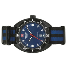 Laden Sie das Bild in den Galerie-Viewer, Swiss Alpine Military Herren Uhr Analog Quarz 7066.1675SAM Nylon-Armband