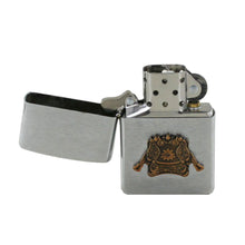 Laden Sie das Bild in den Galerie-Viewer, Zippo Feuerzeug Modell 200 / 850.794
