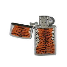 Laden Sie das Bild in den Galerie-Viewer, Zippo Feuerzeug Modell Slim 851.125 Tiermuster Tiger