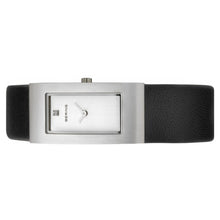 Laden Sie das Bild in den Galerie-Viewer, Bering Damen Uhr Armbanduhr Slim Classic - 10817-400-1 Leder