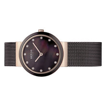 Laden Sie das Bild in den Galerie-Viewer, Bering Damen Uhr Armbanduhr Slim Classic - 10725-262 Meshband
