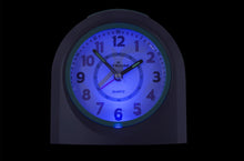 Laden Sie das Bild in den Galerie-Viewer, ATRIUM Wecker Analog Quarz lila A921-8 ohne Ticken mit Licht und Snooze