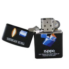 Laden Sie das Bild in den Galerie-Viewer, Zippo Feuerzeug Modell TRUE STOIRES Black